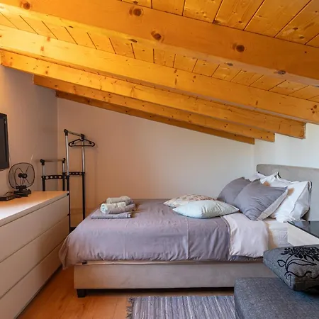 Casa Ulika In - Haus Für 2-3 Personen * Pula