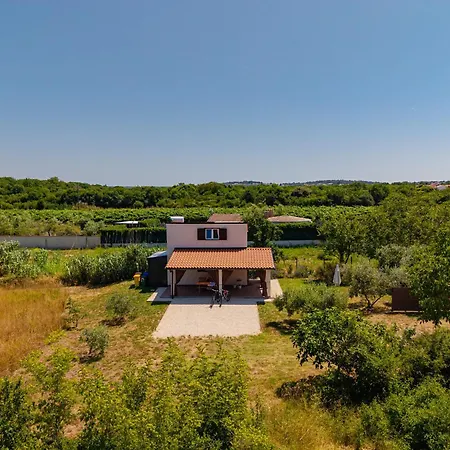 Casa Ulika In - Haus Für 2-3 Personen Сasa de vacaciones Pula