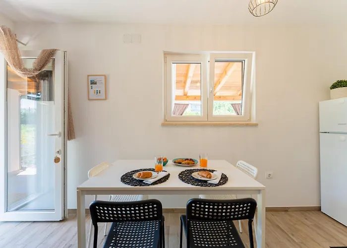 Casa Ulika In - Haus Fuer 2-3 Personen Vikendica *