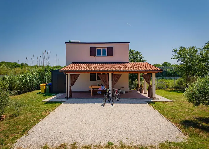Ferienhaus Casa Ulika In - Haus Für 2-3 Personen Pula